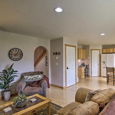Airy Emigrant Townhome With Sweeping Mtn Views! Екстериор снимка