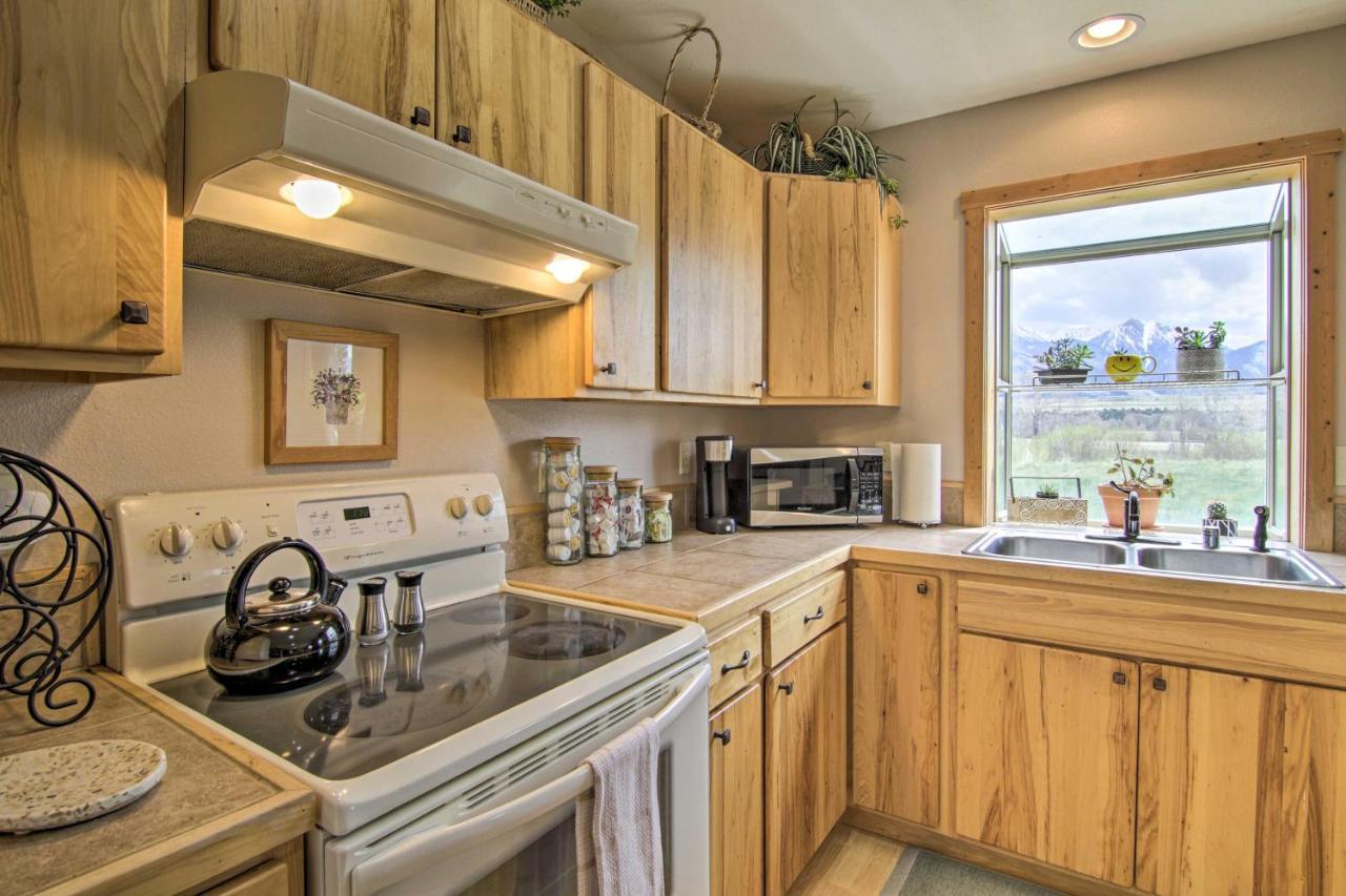 Airy Emigrant Townhome With Sweeping Mtn Views! Екстериор снимка