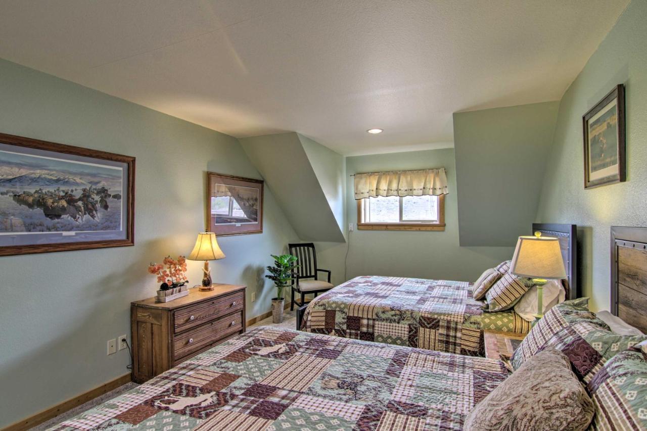 Airy Emigrant Townhome With Sweeping Mtn Views! Екстериор снимка