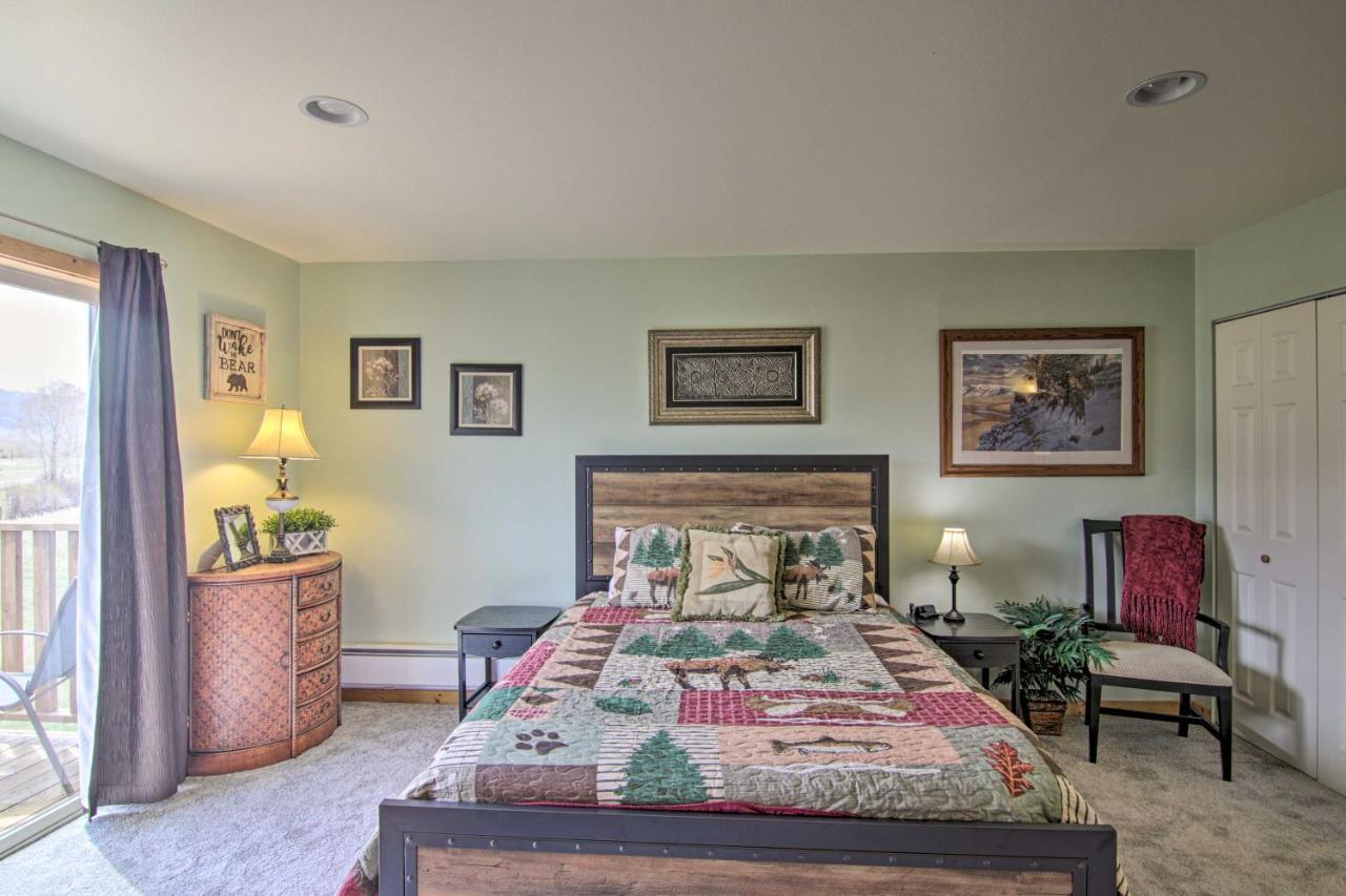 Airy Emigrant Townhome With Sweeping Mtn Views! Екстериор снимка